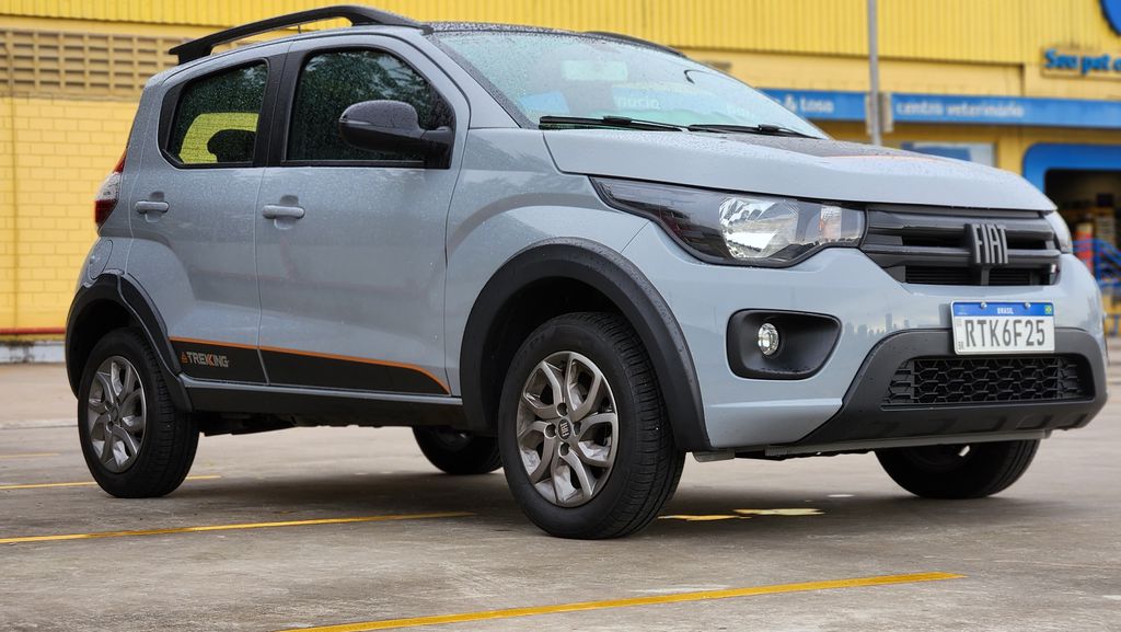 Fiat Mobi de frente