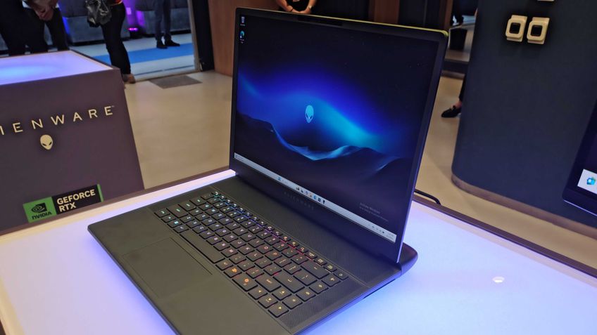 Alienware 16 Area-51