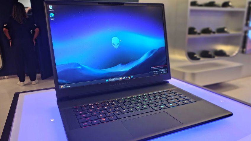 Alienware 16 Area-51
