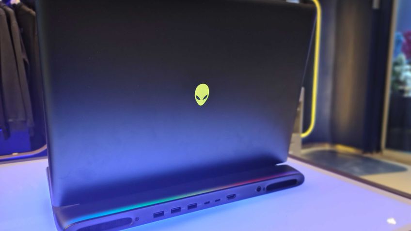 Alienware 16 Area-51
