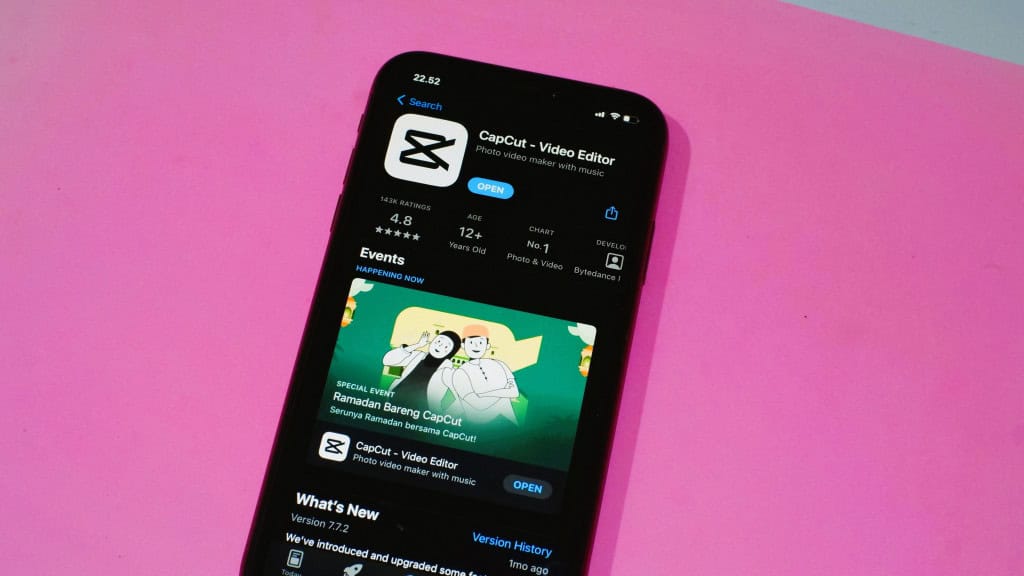 Tela de um iPnone com o aplicativo CapCut