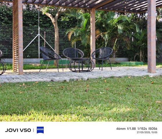 Jovi V50 - Câmera principal