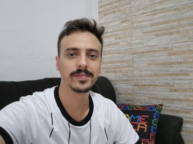 Galaxy S24 Plus - Câmera frontal/ambiente interno