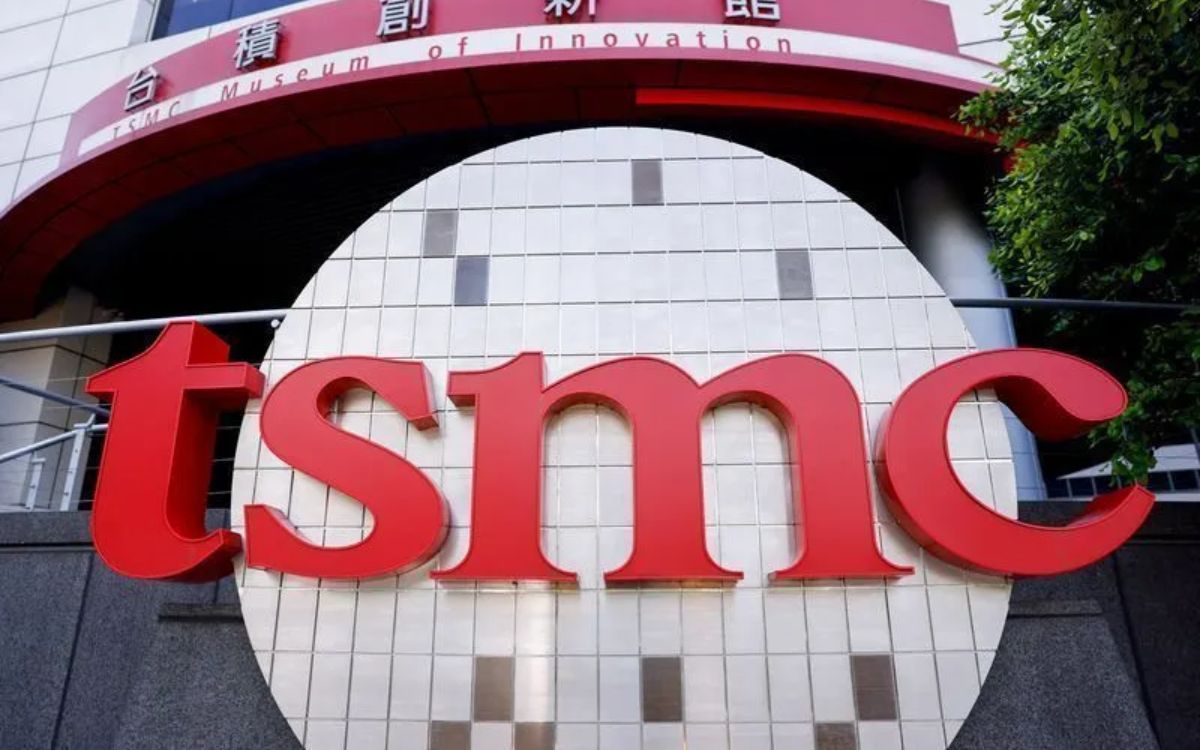 Placa da TSMC em um de seus prédios